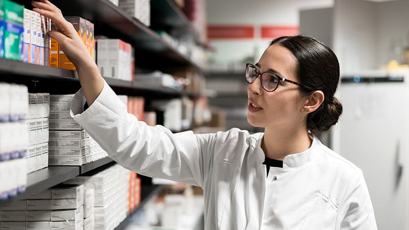 Beyond the Bench: 3 Ways Pharmacists Can Expand Their Roles